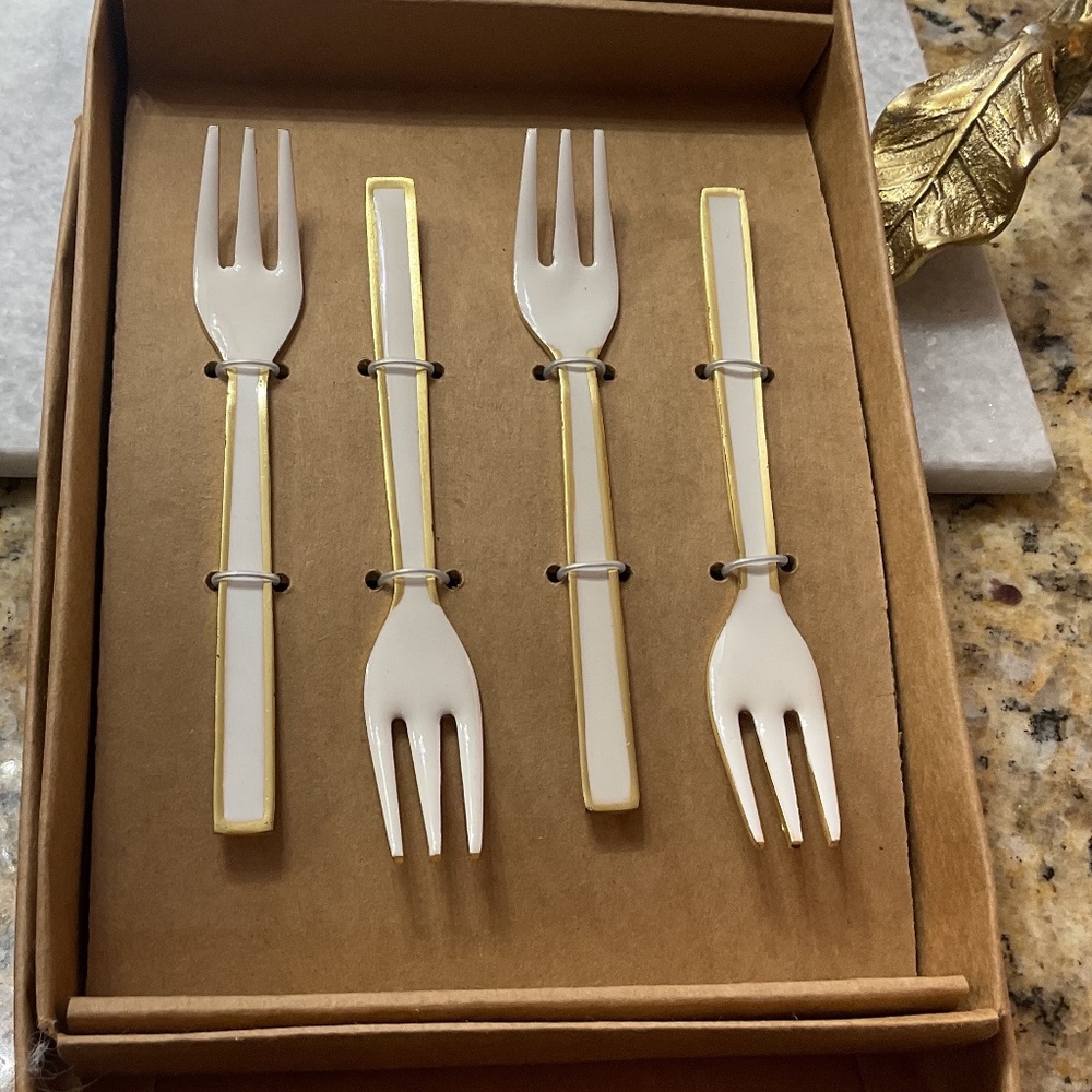 White Enamel Dessert Forks Serveware kitchen utensil party favor wedding